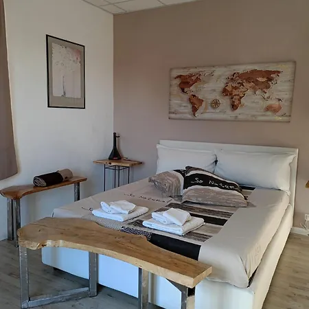 فندق مبيت وإفطار Valchisone 3*